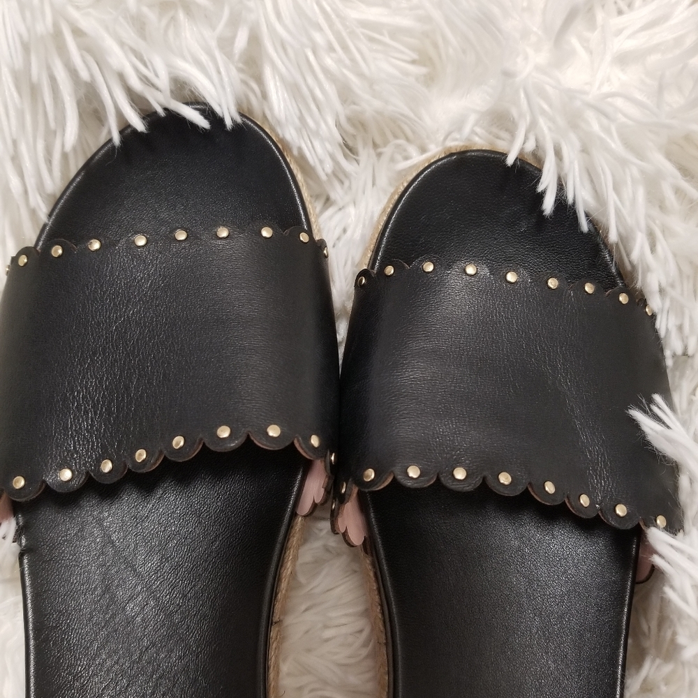 Sandal - Picture 2 of 4